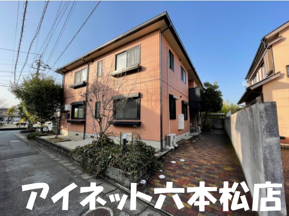 建物外観　駅徒歩圏内の物件です。