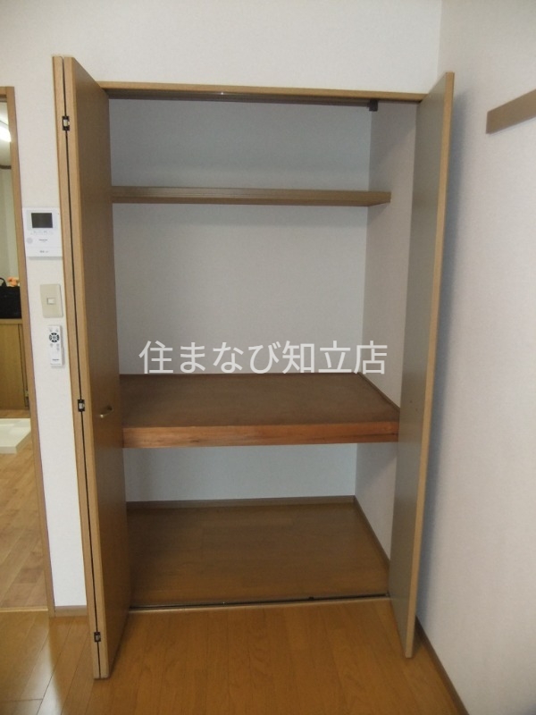 収納　同型タイプ