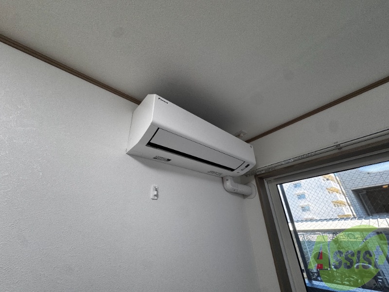 その他設備　こちらはエアコンです。これで夏も冬も快適に過ごせますね。