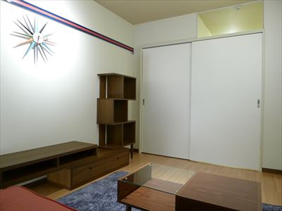 居室・リビング　参考モデルなので家具は付属しません。