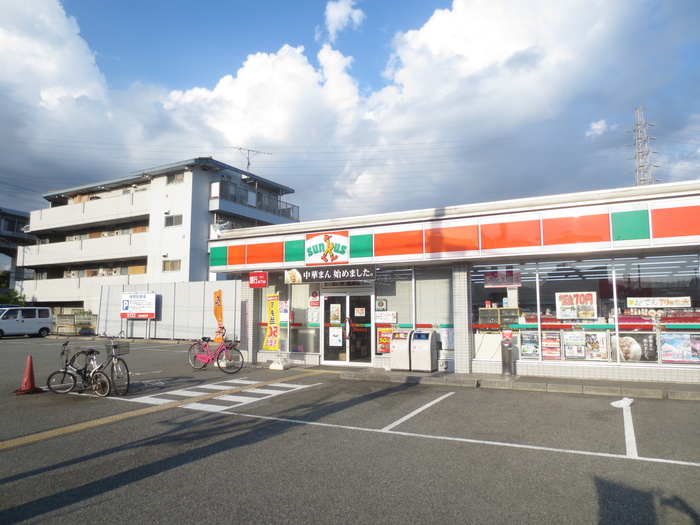 コンビニ　サンクス（コンビニ）まで200m