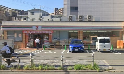 コンビニ　セブンイレブン 大阪三軒家東4丁目店（コンビニ）まで80m