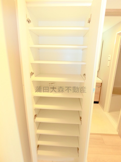 その他設備　玄関収納