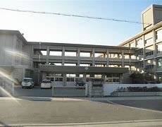 中学校　三木市立自由が丘中学校（中学校）まで1324m