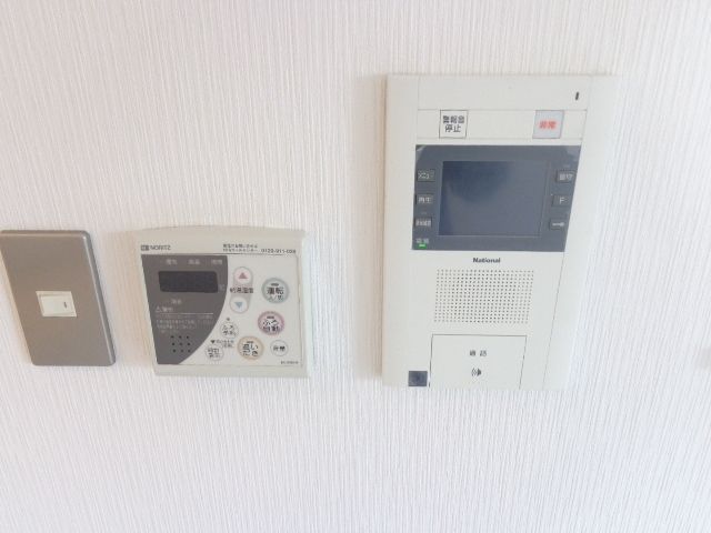セキュリティ　給湯器・ＴＶインターホン