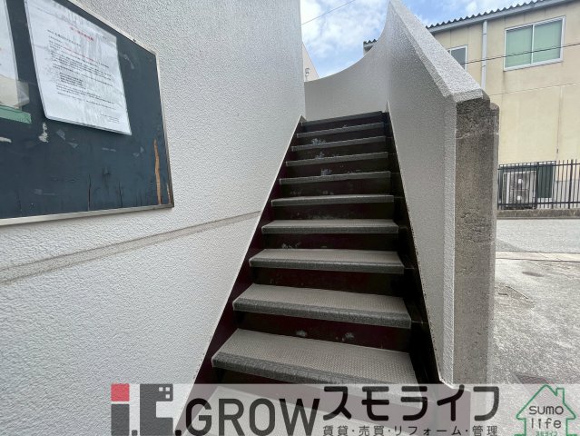 阪神本線 石屋川駅 徒歩2分 5階建 築42年の外観写真