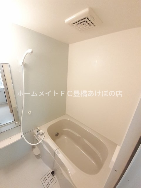 バス・シャワールーム　同型別部屋写真
