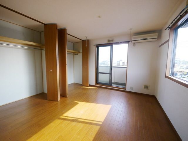 居室・リビング　洋室角部屋