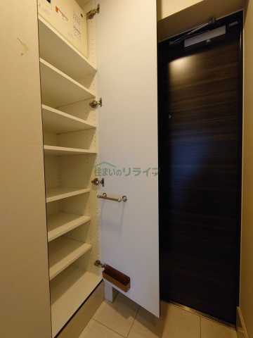 玄関　DUARES早稲田