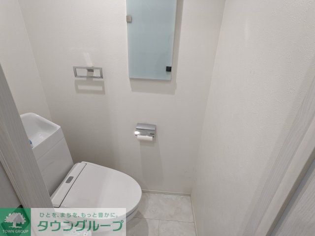 ＪＲ総武線 下総中山駅 徒歩4分 2階建 築9年のトイレ写真