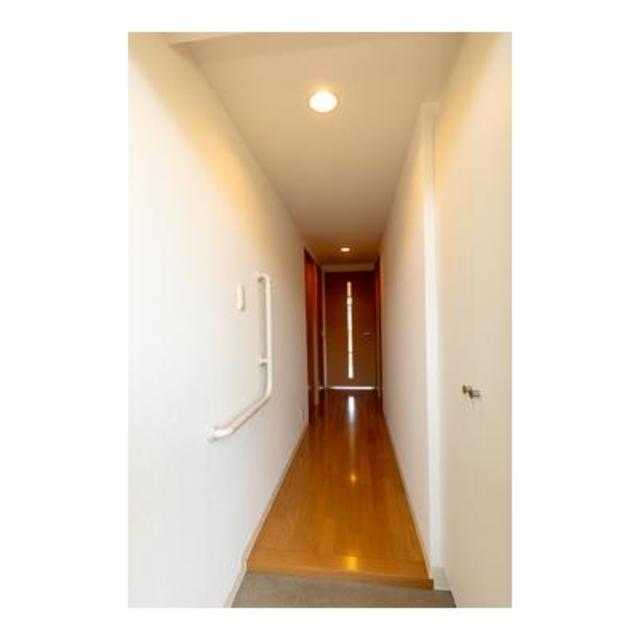 玄関　※写真は同タイプ住戸です。