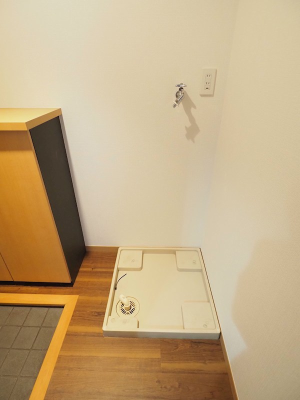 その他部屋・スペース　防犯・衛生面でも安心の、室内洗濯機置場。