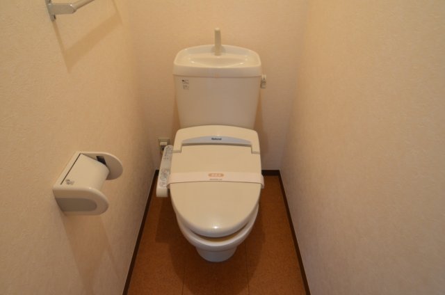 トイレ　気分すっきり温水洗浄便座
