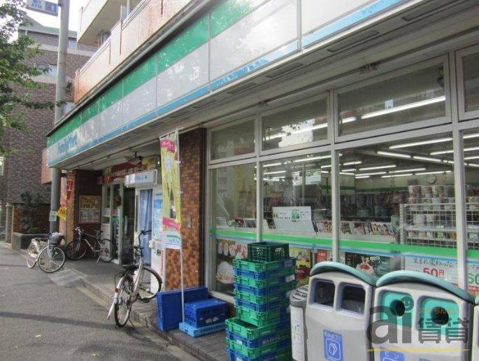 コンビニ　ファミリーマート新桜台店（コンビニ）まで470m