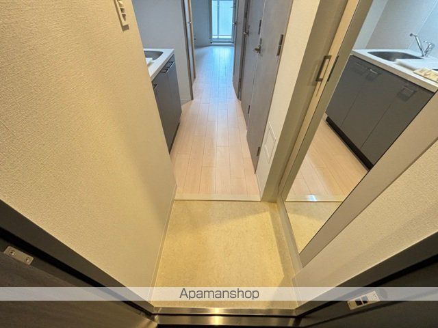 ＪＲ大阪環状線 福島駅 徒歩8分 11階建 築2年の玄関写真