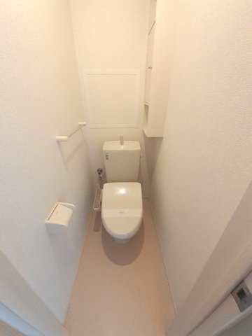 高松琴平電鉄長尾線 林道駅 徒歩6分 3階建 築10年のトイレ写真