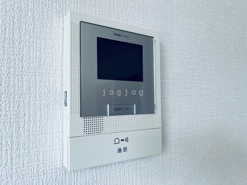 セキュリティ　モニター付きインターホンで来客確認も安心です！