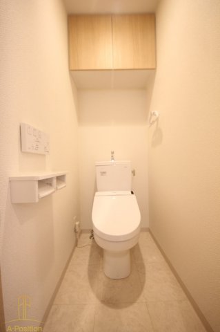 ＪＲ大阪環状線 天満駅 徒歩4分 8階建 築9年のトイレ写真