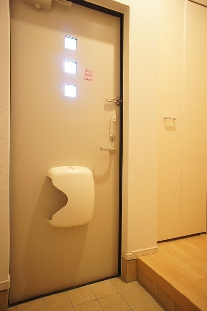 アンソレイエVの玄関写真