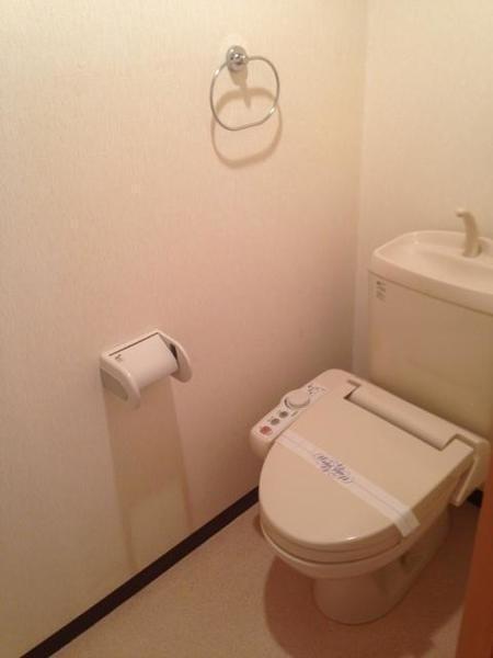 リバティー寿のトイレ写真