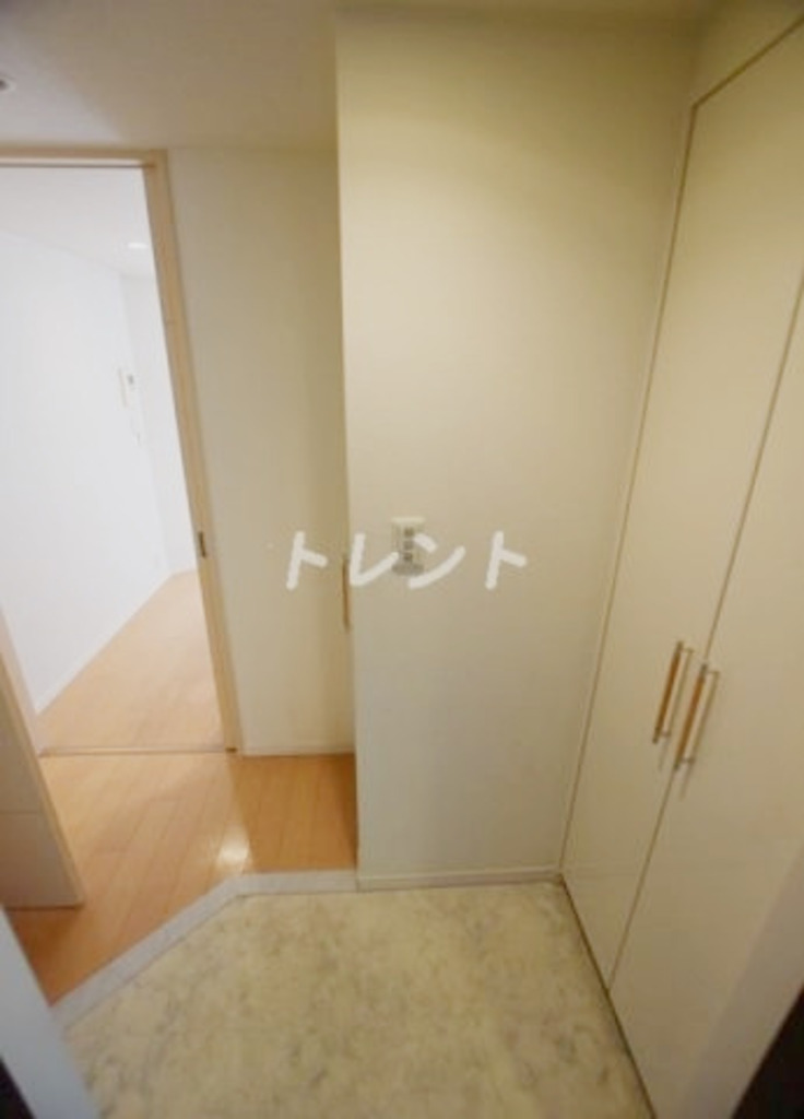オーキッドレジデンス神楽坂の玄関写真