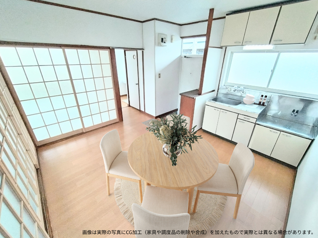 キッチン　画像は実際の写真にＣＧ加工（家具や調度品の削除や合成）を加え