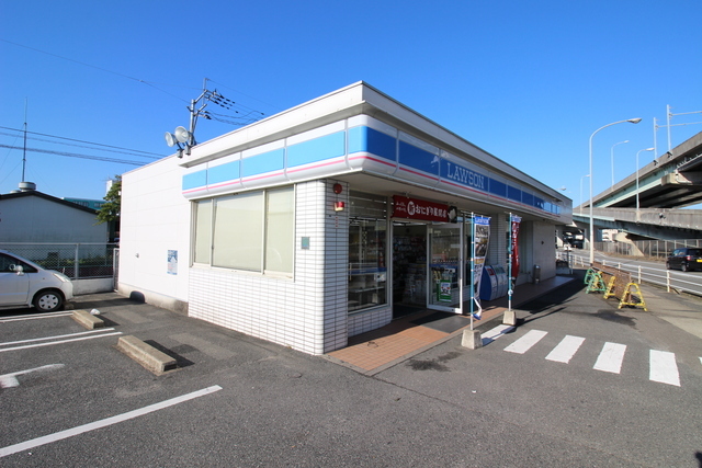 コンビニ　ローソン松島インター店（コンビニ）まで600m