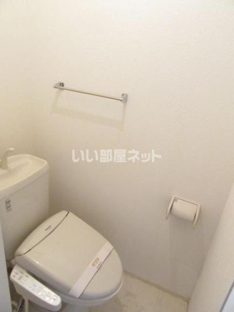 グランパティオ B棟のトイレ写真
