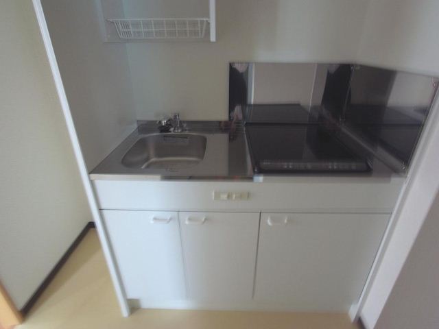 キッチン　単身の方にぴったりのミニキッチンです
