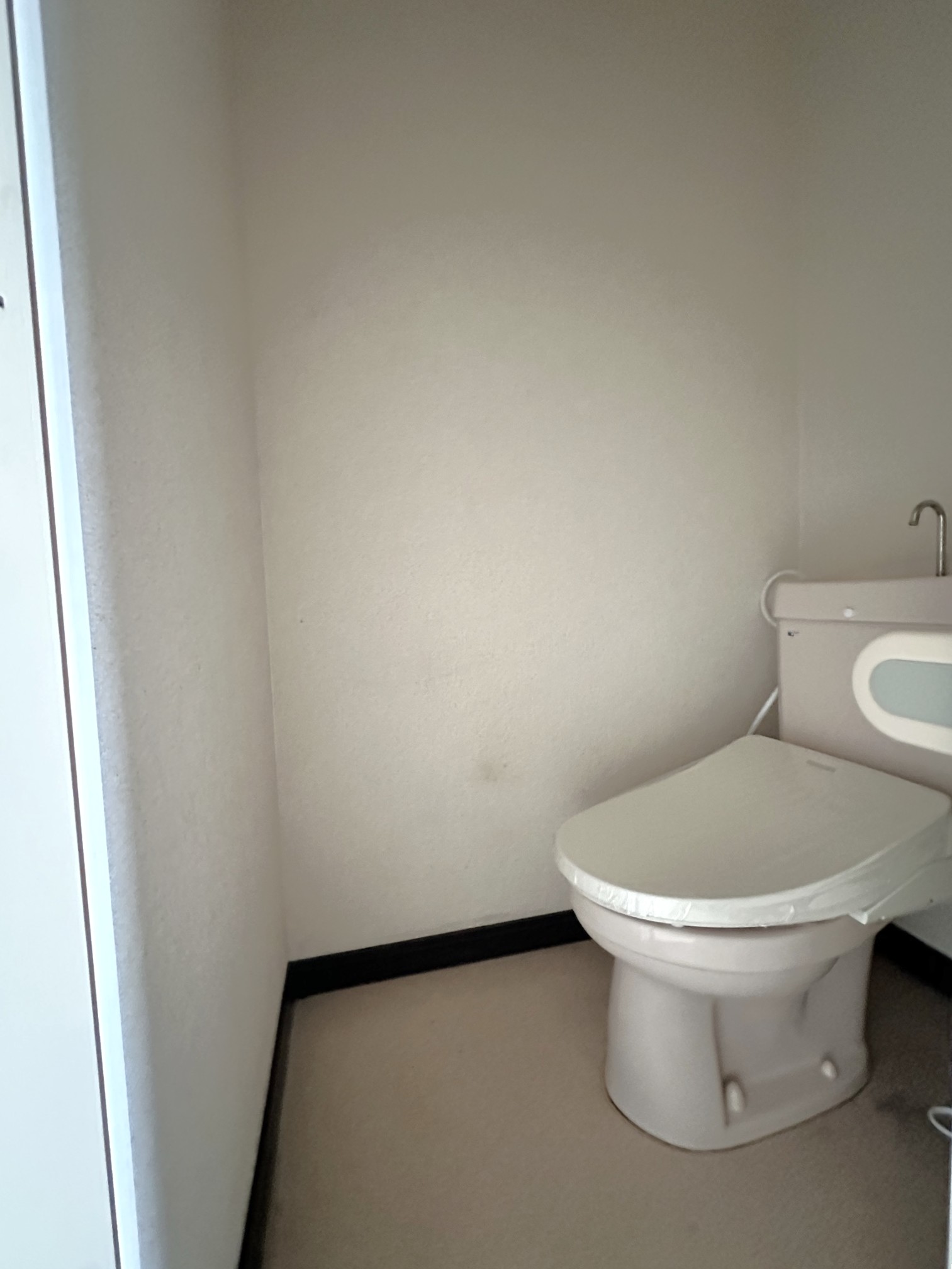 スカイビル亀川のトイレ写真