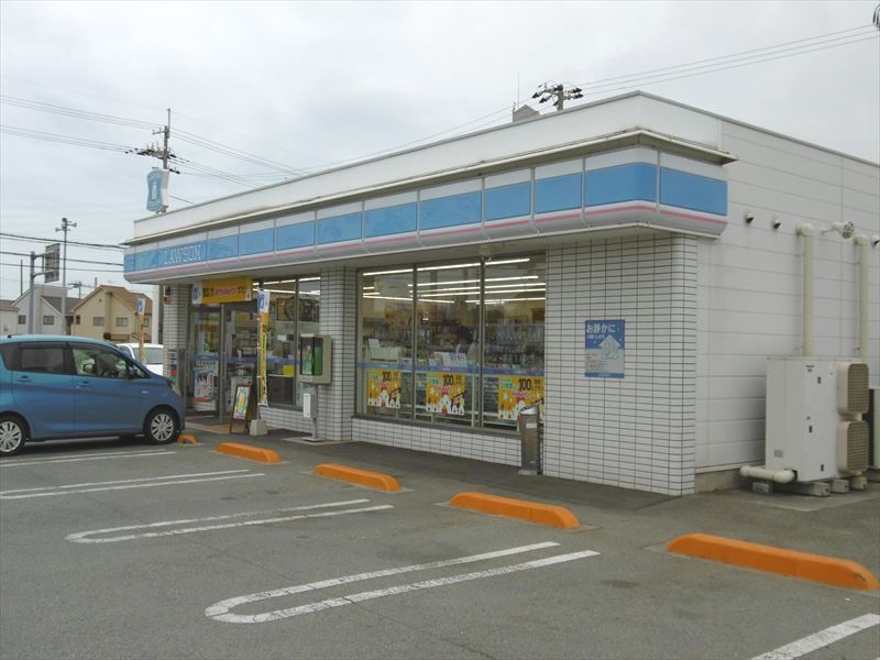 コンビニ　ローソン播磨東本荘店（コンビニ）まで560m