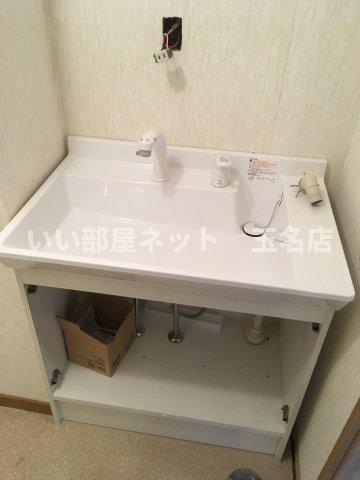 洗面設備　使いやすい洗面所です