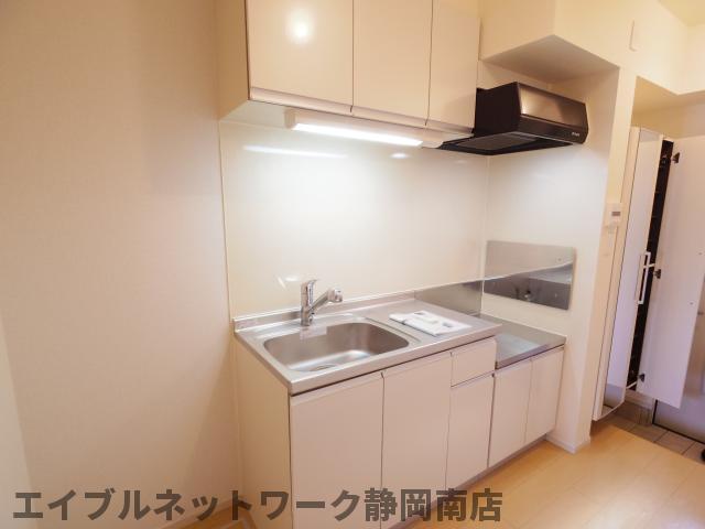 キッチン　お料理しやすいキッチンです