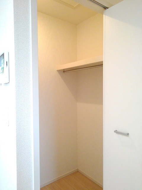 収納　ウォークインクローゼット