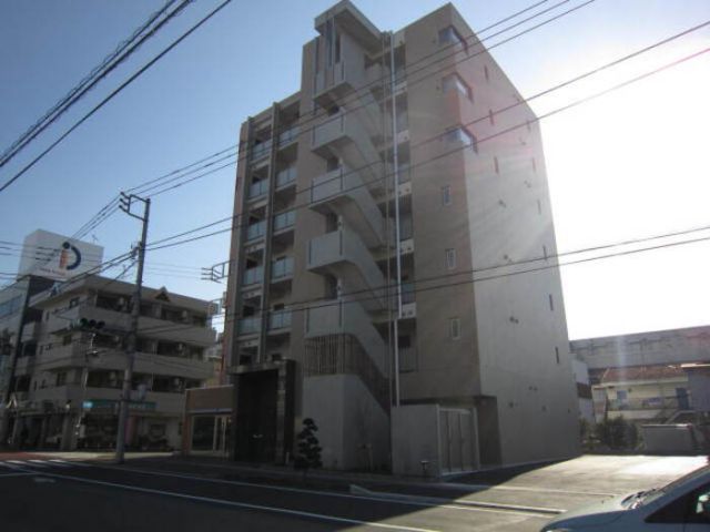 三島市寿町のマンションの建物外観