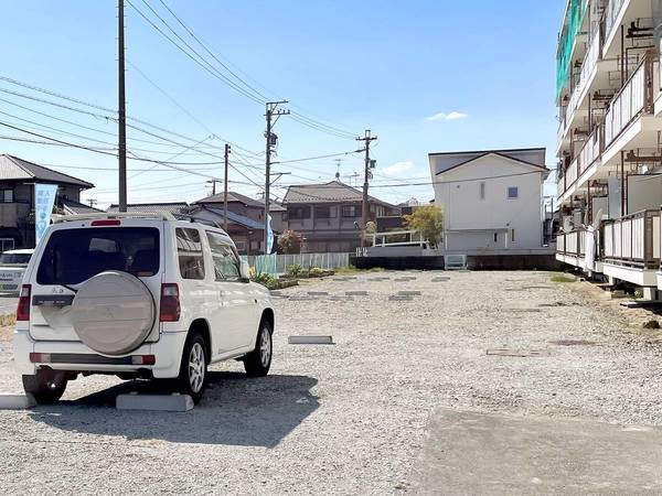 【ビレッジハウス寺野2号棟の駐車場】