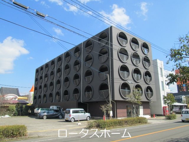 MARUビルの建物外観