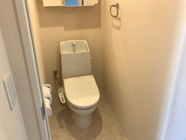 トイレ　シャワー付トイレ