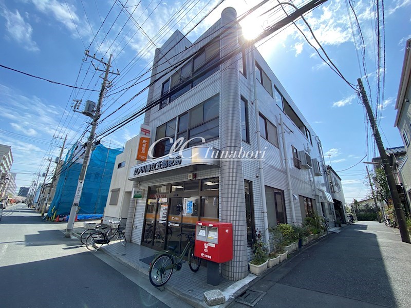 江戸川区春江町のマンションの建物外観