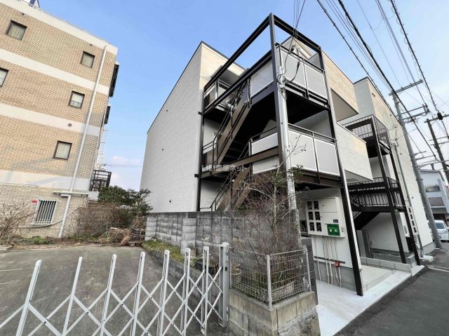 ルミネコート東町の外観