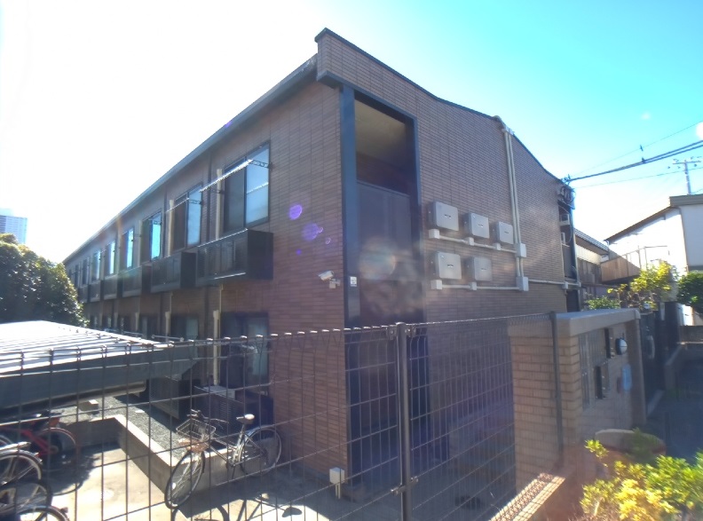 建物外観　オートロックゲート、防犯カメラ