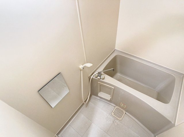 バス・シャワールーム　日々の疲れを癒すお風呂付です