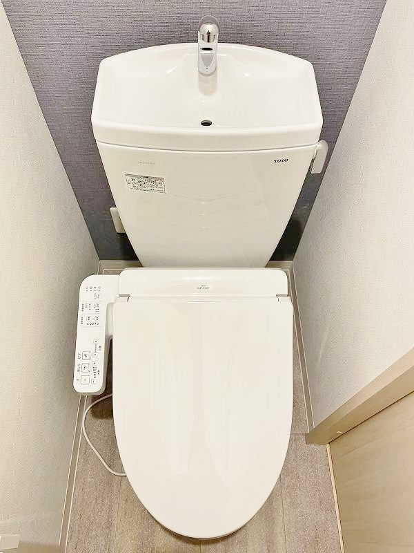 トイレ　★温水洗浄便座付トイレ★