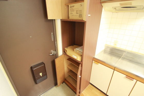 玄関　※他部屋のお写真になります