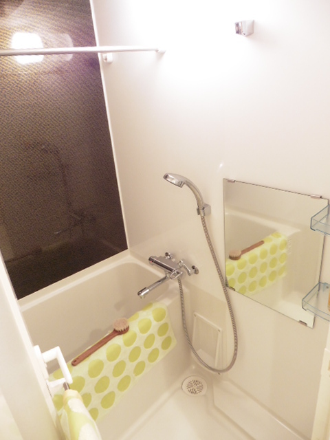 バス・シャワールーム　※写真は他号室です