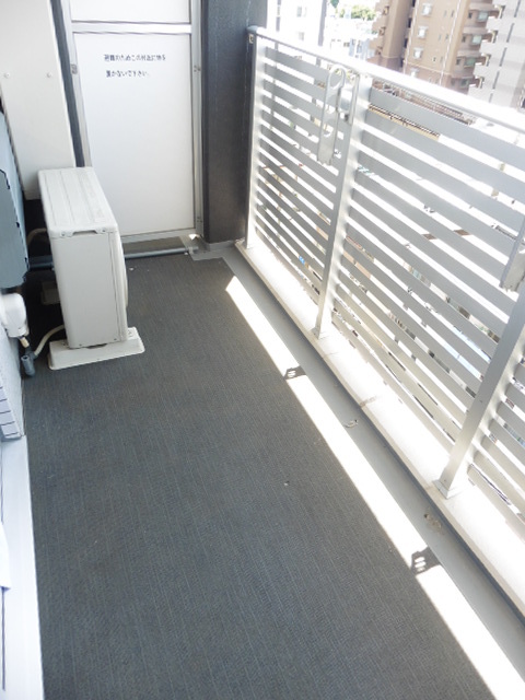 バルコニー　※写真は他号室です