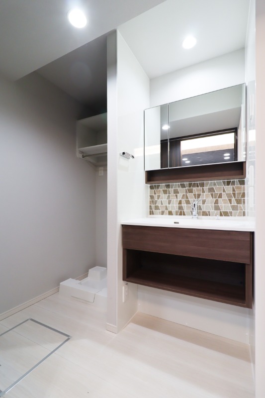 洗面設備　図面と現状に相違がある場合には現状を優先