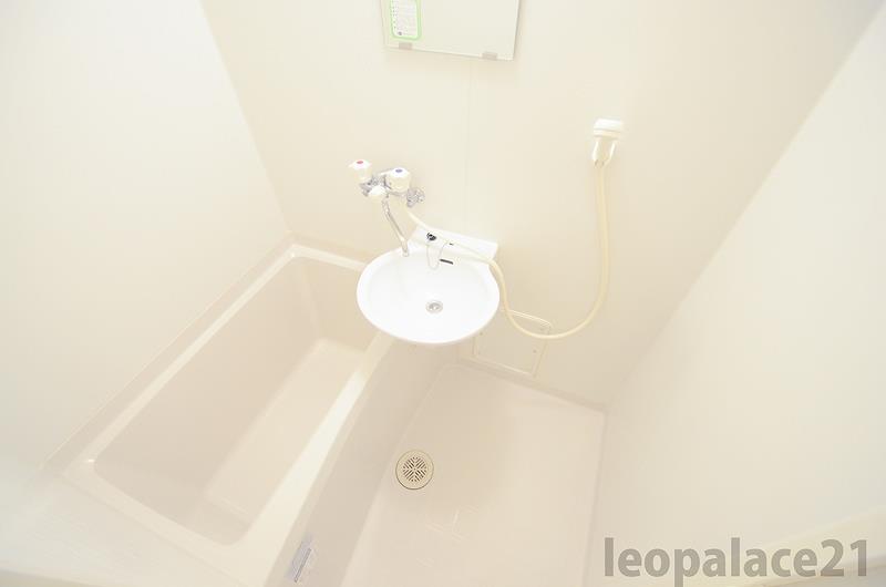 バス・シャワールーム　同シリーズの類似となります。現況を優先致します。