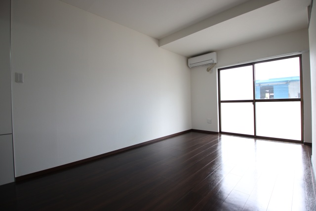 居室・リビング　別室の参考写真です。※現況優先