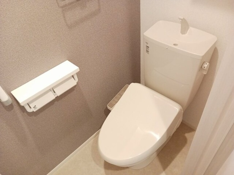 トイレ　図面と現状に相違がある場合には現状を優先